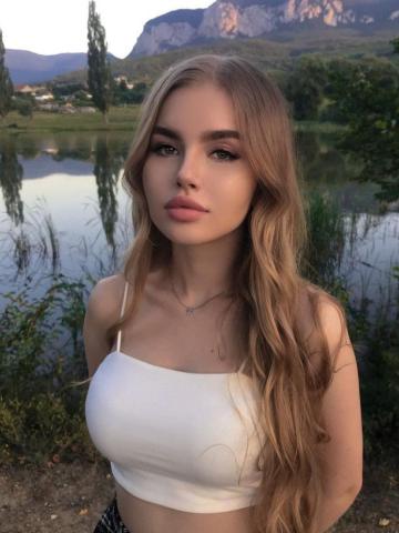 Алиса Юная Массажистка фото 2